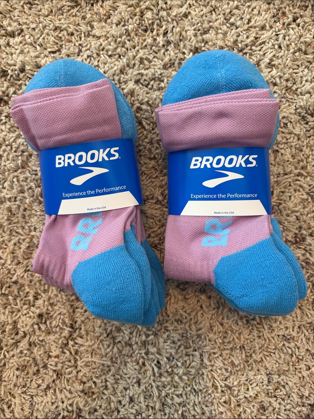 Brooks | Ghost Crew Sock | Unisex | Plum/Light Blue